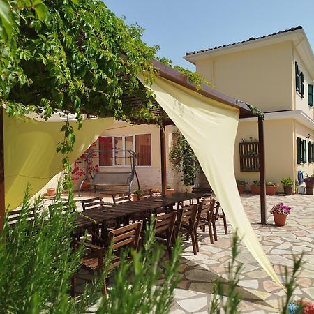 Riverside Αpartments Vasiliki  Exterior photo